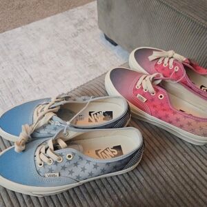 Vans ECHOES PURTIAN Blue and Pink Star Pattern Sneakers WOMENS SIZE 7.5, MENS 6